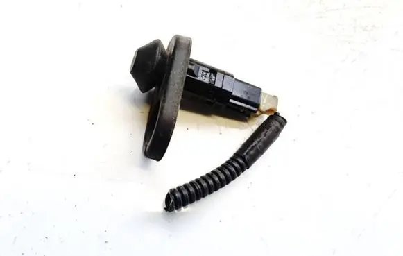 Toyota Corolla Verso AR10 Front door sensor coupe v63