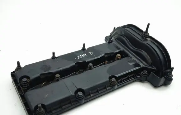 Maserati Ghibli Rocker cam cover 20132435