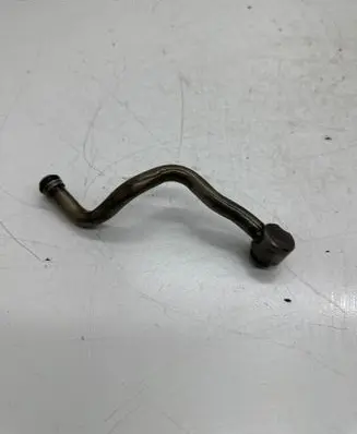 Porsche Macan (95B) Turbo turbocharger oiling pipe/hose 946107038