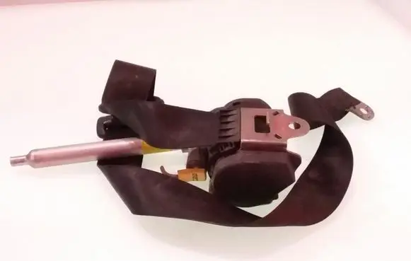 Audi A4 S4 B5 8D Front seatbelt ARG0566021300