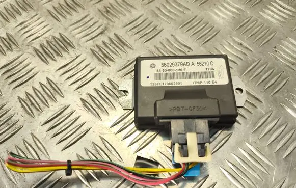 Chrysler Pacifica Transfer box differential control unit 56029379AD A56210C T26FE179602901