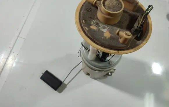 Mitsubishi Colt In-tank fuel pump A4544700094