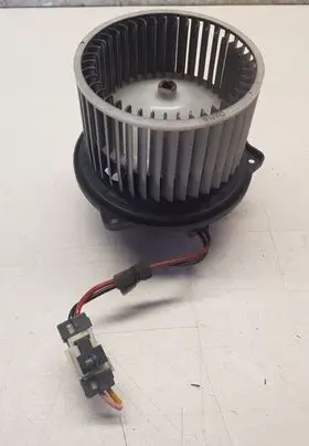 Hyundai i30 Front door blower motor 