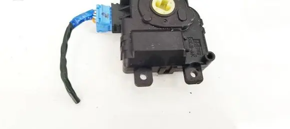 KIA Optima Air flap motor/actuator 138003990 DH1138003990