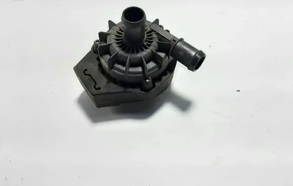 Volkswagen ID.3 Electric auxiliary coolant/water pump 1EA965567