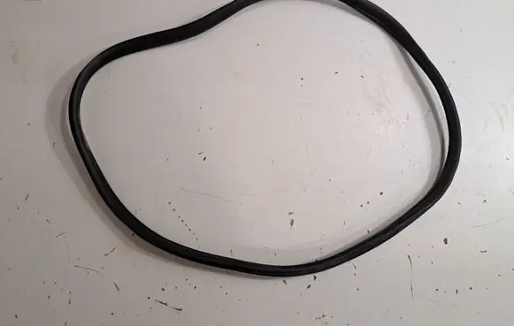 BMW i4 Rubber seal rear door 7482947