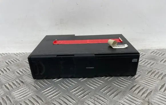 BMW 3 E46 CD/DVD changer 6913388