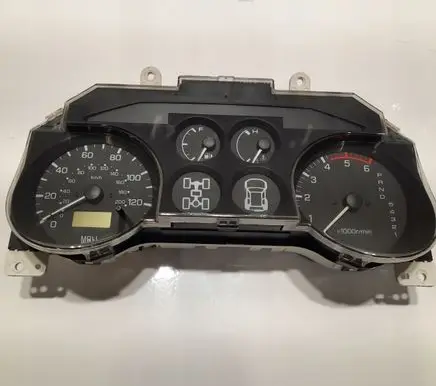 Mitsubishi Pajero Speedometer (instrument cluster) MR951140
