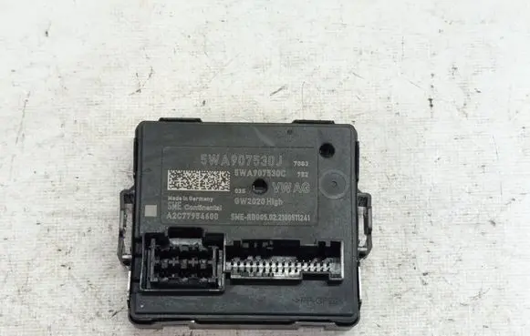 Seat Leon IV Gateway control module 5WA907530J A2C77954600 5WA907530C