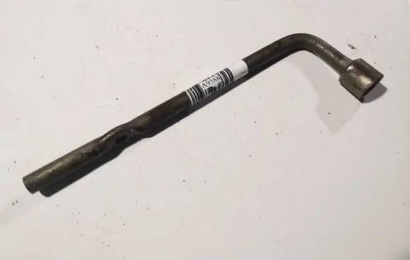 Honda FR-V Wheel nut wrench 