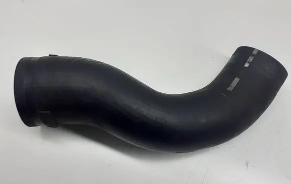 Toyota Verso Intercooler hose/pipe