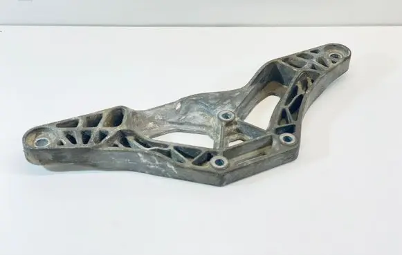 Audi A6 S6 C6 4F Rear differential/diff mount bracket 4F0599287