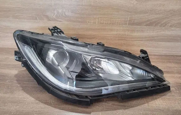 Chrysler Pacifica Headlight/headlamp 68370844AD