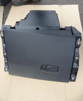 Renault Clio V Glove box XXXXXXXXXX