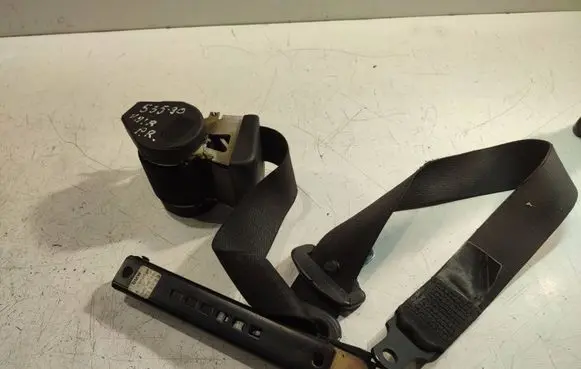 BMW 5 E34 Front seatbelt 0441581B