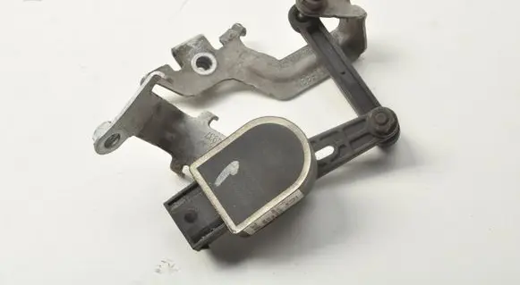 Volvo XC40 Headlight/headlamp level sensor 32221958