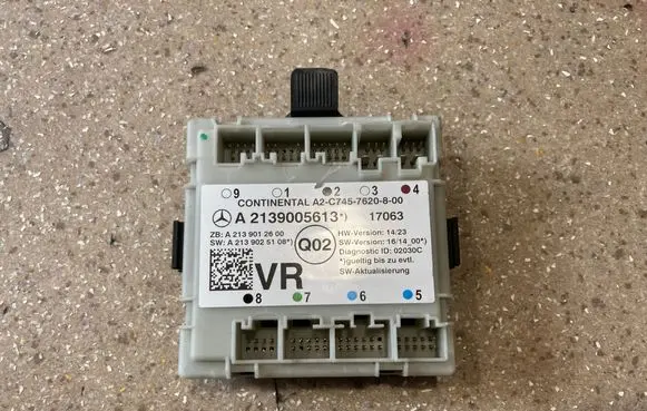 Mercedes-Benz E W213 Door control unit/module A2139005613