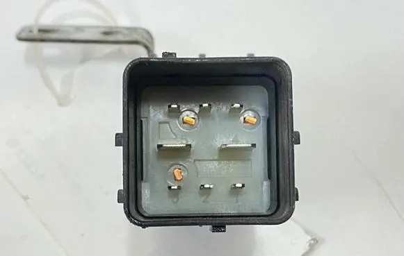 Volvo V50 Glow plug pre-heat relay 3M5T12A343AA 51252003