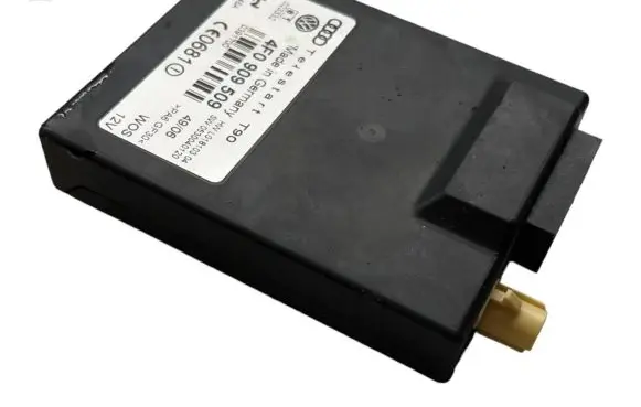 Volkswagen Golf Plus Auxiliary heating control unit/module 4F0909509 9006748A 0391700