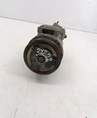 Volkswagen PASSAT B6 Air conditioning (A/C) compressor (pump) 1K0820803S 007811086B4