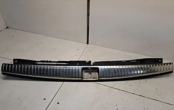 Mercedes-Benz E W211 Trunk/boot sill cover protection A2136903601 A2136900141