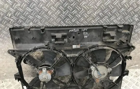 Mazda MPV Radiator cooling fan shroud