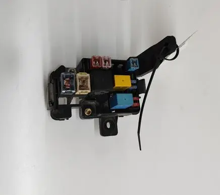 Hyundai Terracan Fuse module 91770H1000
