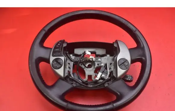 Toyota Prius (NHW20) Steering wheel