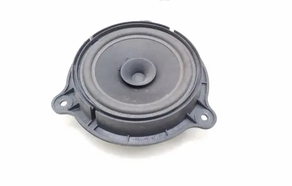 Nissan Pathfinder R51 Rear door speaker