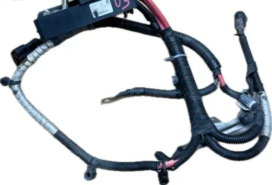 Cadillac Escalade IV Fuse box set 23375728