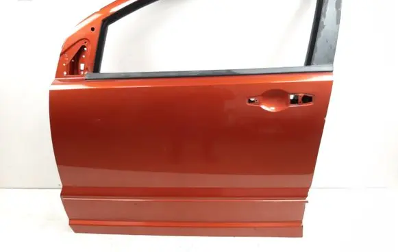 Dodge Caliber Front door