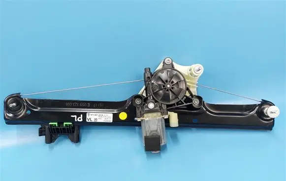 Porsche Panamera (971) Front door electric window regulator 971837401A