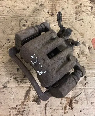 Chevrolet Captiva Rear brake caliper