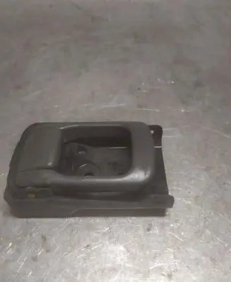Subaru Impreza II Rear door interior handle 7S87