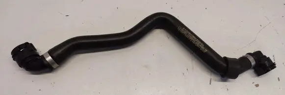 Mercedes-Benz GLC C253 Engine coolant pipe/hose A2535010584