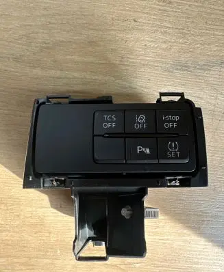 Mazda CX-3 Multifunctional control switch/knob Dl8v66170 8V66170 K1827KA118