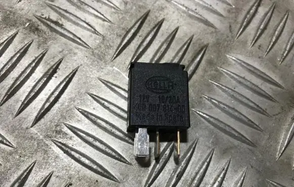 Volvo V70 Other relay 9441161 4rd00781400