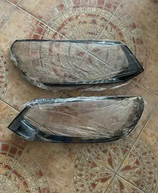 Volkswagen Touareg II Headlight lense 