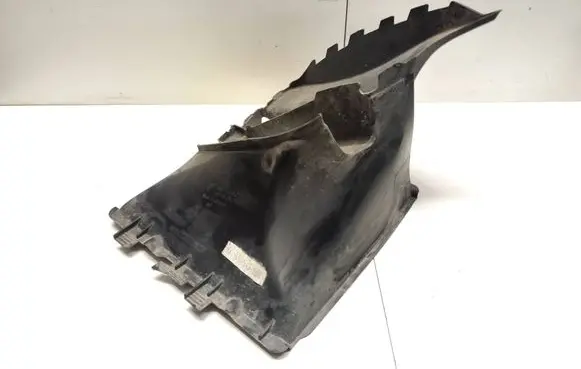 Porsche Macan (95B) Intercooler air channel guide 95B117336C