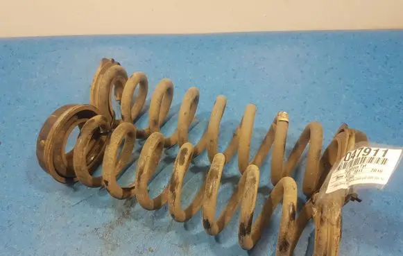 BMW 7 F01 F02 F03 F04 Rear coil spring