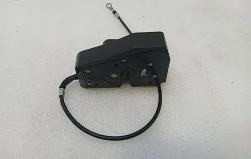 McLaren 720S Coupe door lock (next to the handle) 14AC420CP