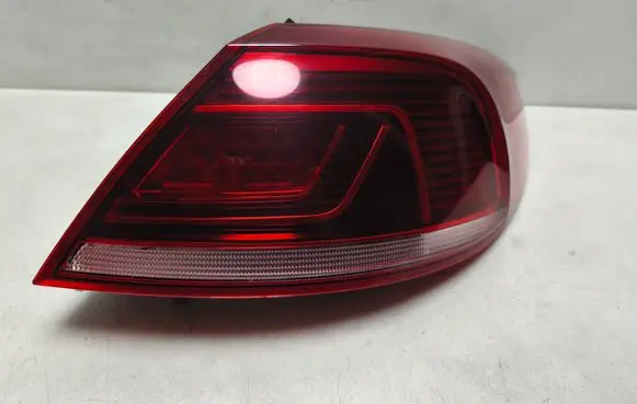 Volkswagen PASSAT CC Rear/tail lights 3C8945208M