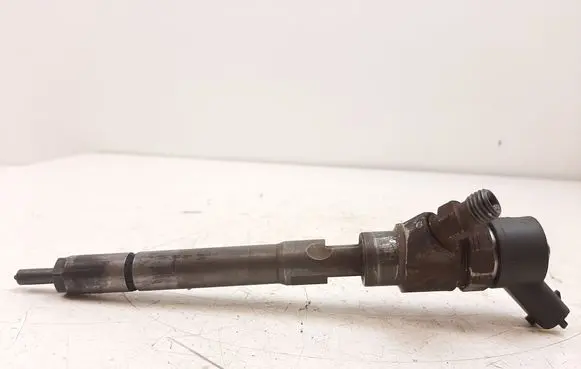 KIA Carens II Fuel injector 3380027400 0445100258