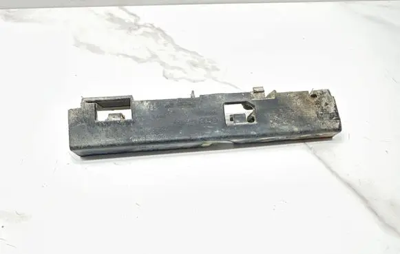 Audi A6 Allroad C7 Front bumper mounting bracket 4G0853921B