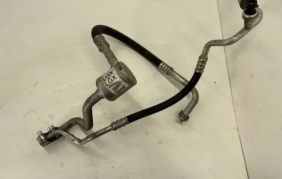 Chevrolet Camaro Air conditioning (A/C) pipe/hose 23369756 84008565