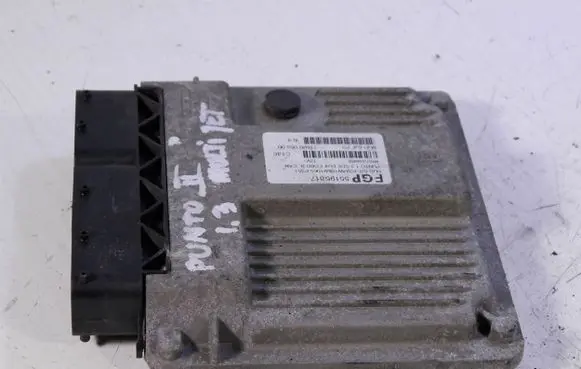 Fiat Punto (188) Engine control unit/module ECU 55195817