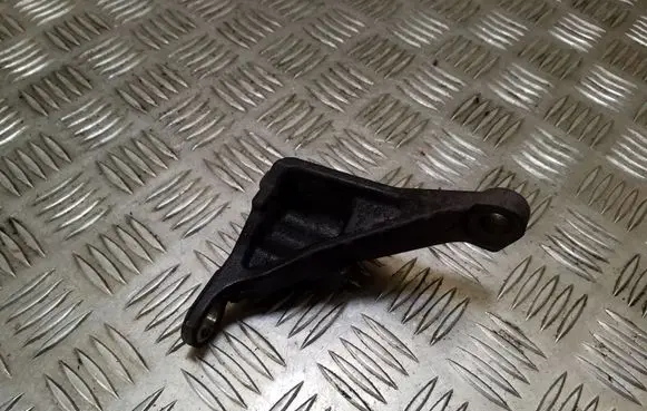 Toyota Auris E180 Engine mounting bracket 172930N010