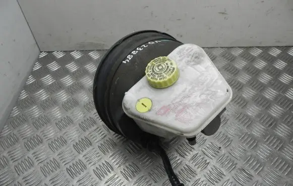 Master brake cylinder