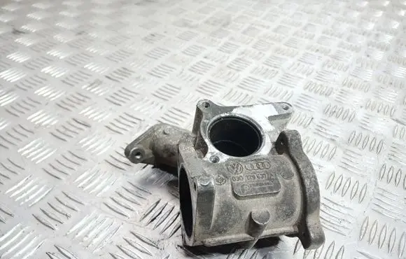 Volkswagen PASSAT B6 EGR valve cooler bracket 03G129637A