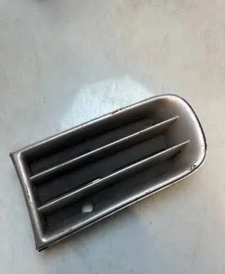 Skoda Fabia Mk2 (5J) Front bumper lower grill 5j0807681a